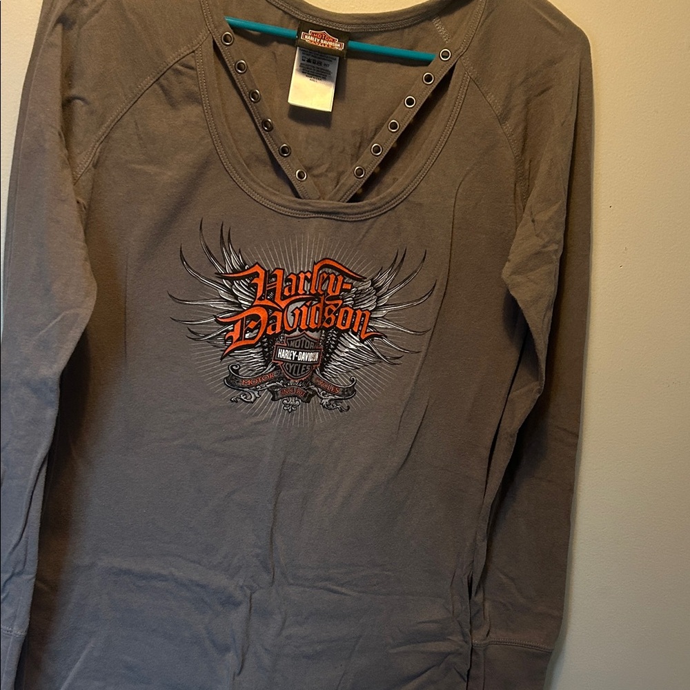 Vintage 90’s Harley-Davidson Gray Long Sleeve with Logo (never worn)